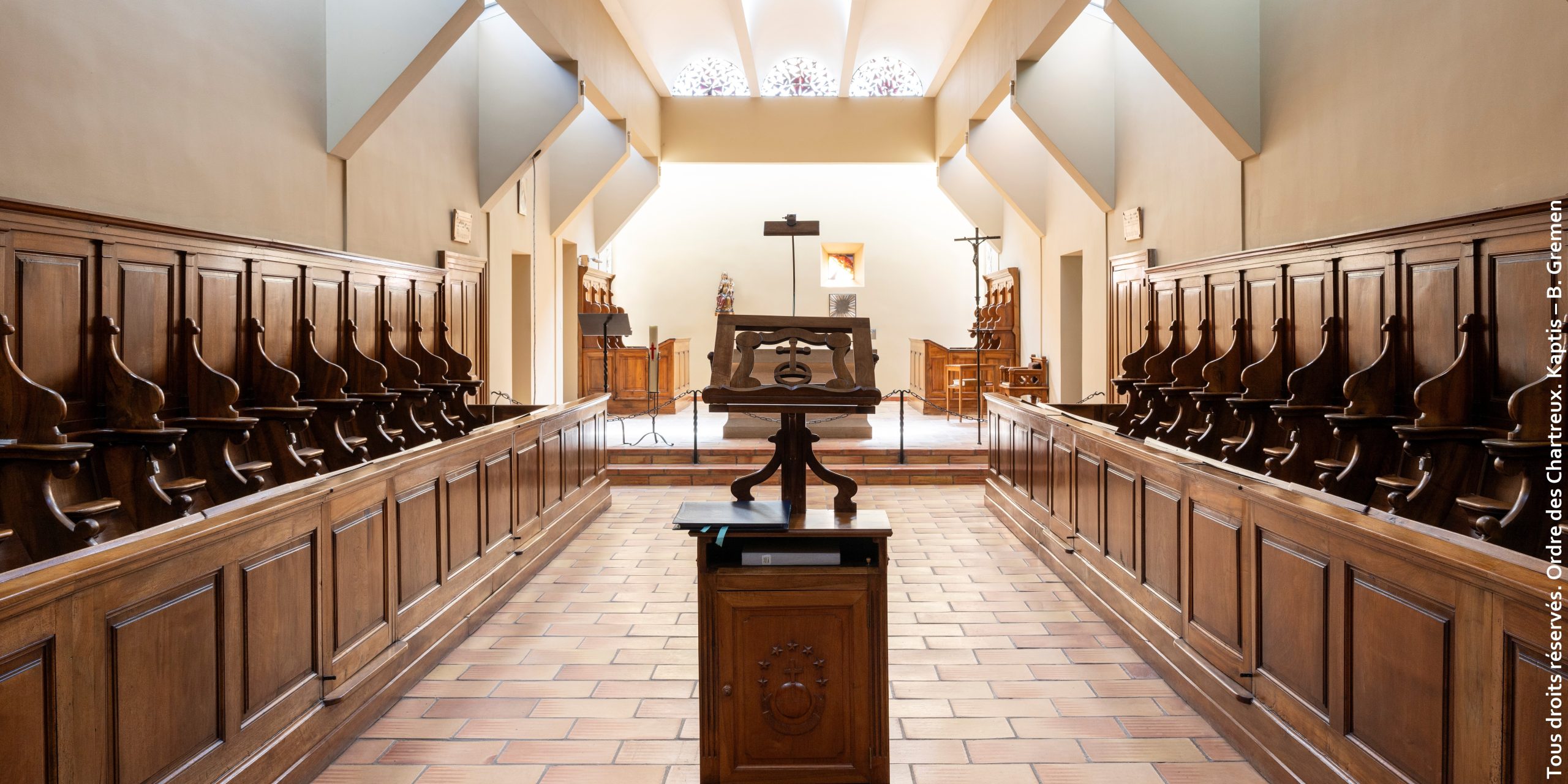 7. Intérieur de l'église